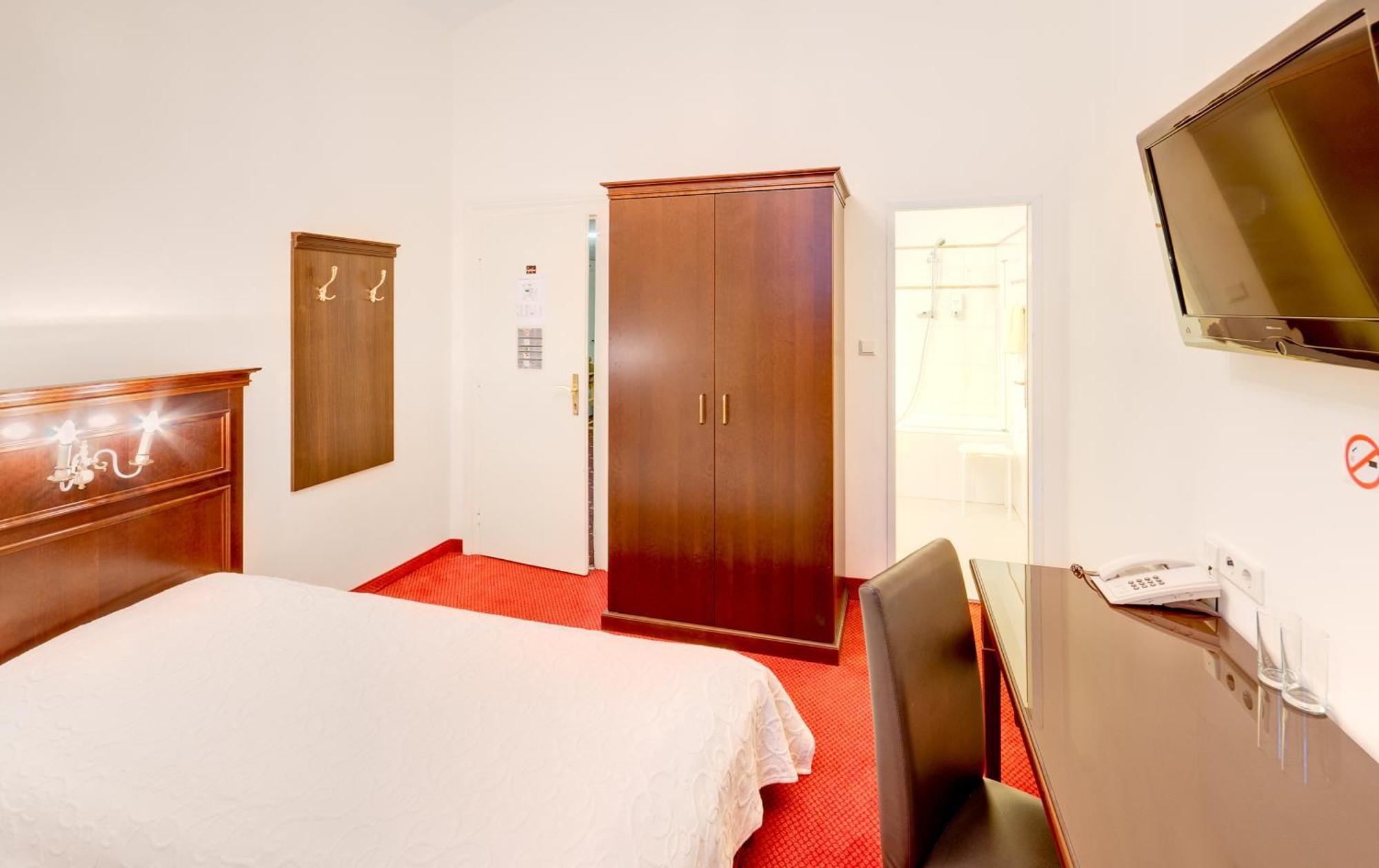 Hotel Viktoria Schoenbrunn فيينا المظهر الخارجي الصورة