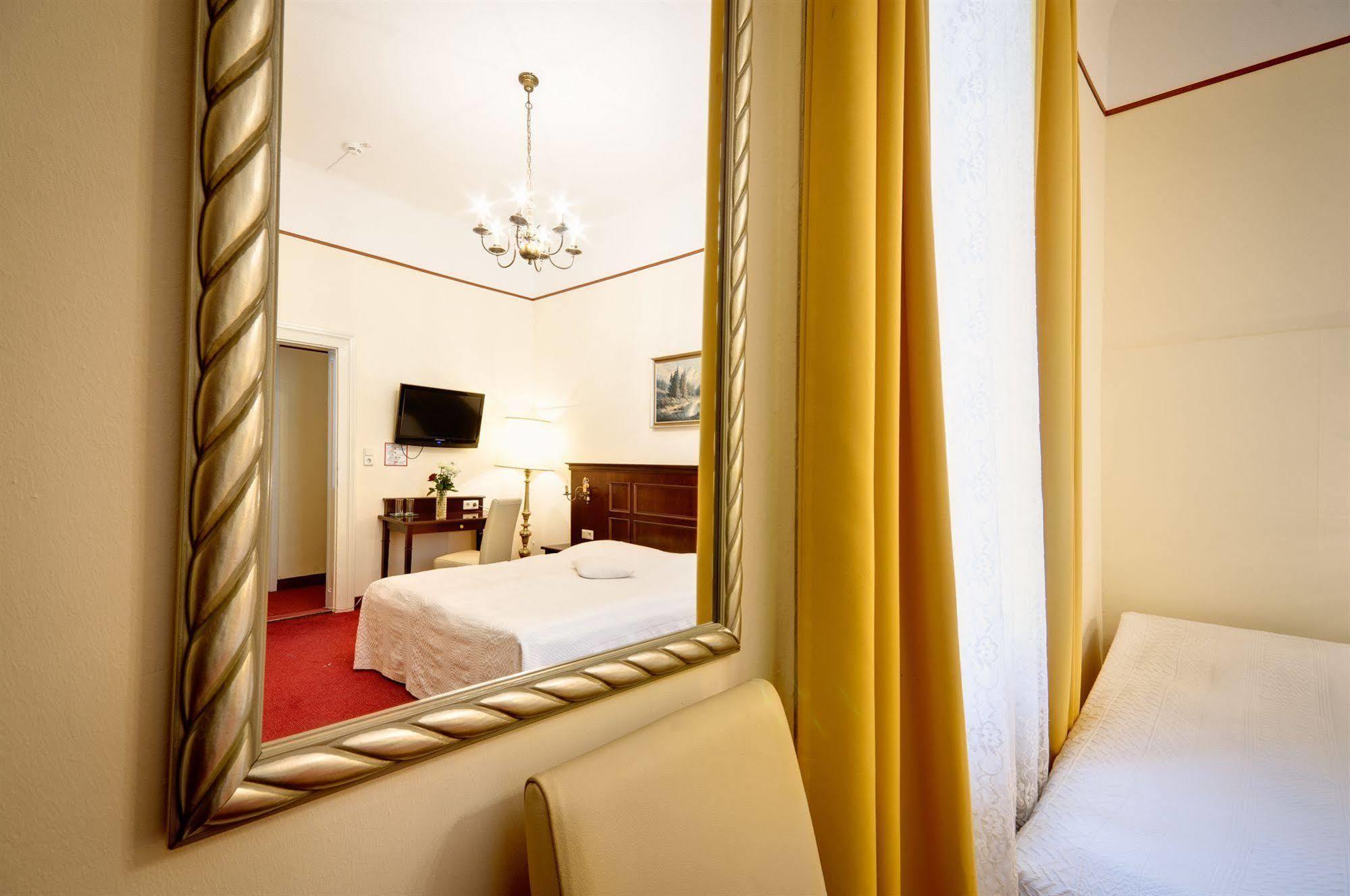Hotel Viktoria Schoenbrunn فيينا المظهر الخارجي الصورة